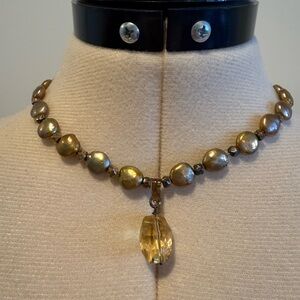 Chrome irredescent freshwater cultured Pearls